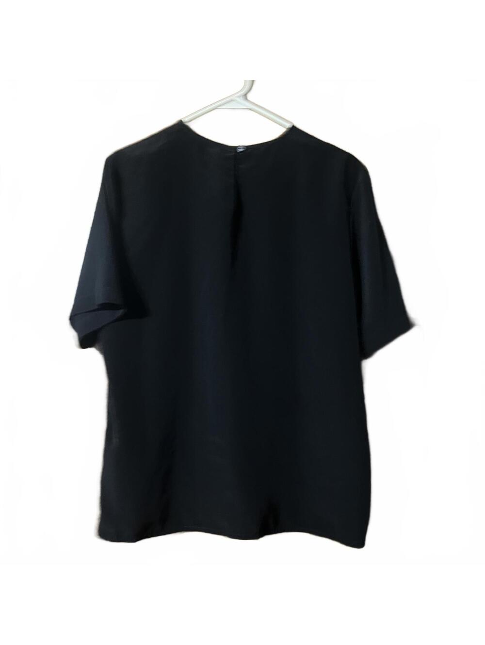 Liz Baker Essentials Black Short Sleeve Blouse - Medium
